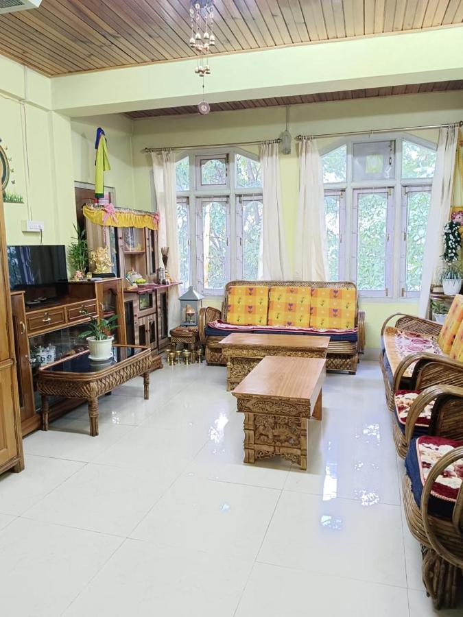 Anna Homestay Dirang Luaran gambar